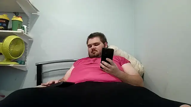 Snapshot of alexthe9t chatting on September 17, 2025, 6:31 pm alexthe9t online show from September 17, 2025, 6:31 pm