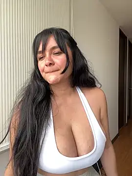 Snapshot of Nova_Gabriela chatting on April 13, 2026, 3:28 pm Nova Gabriela online show from April 13, 2026, 3:28 pm