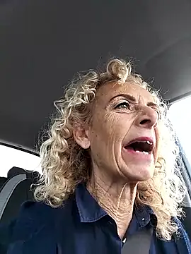 clarabell4 online show from March 6, 2026, 7:49 am