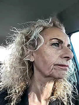 clarabell4 online show from April 8, 2026, 6:24 am