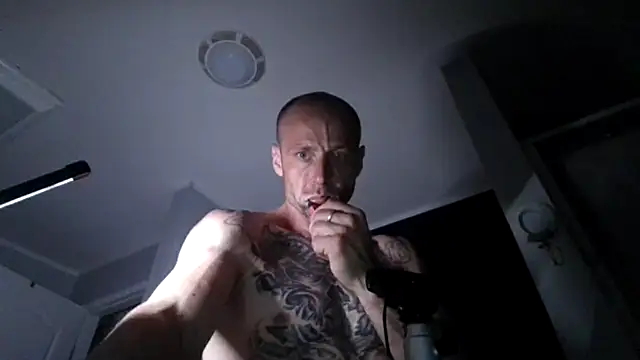 Snapshot of TheGrudge206 chatting on April 12, 2026, 9:25 am TheGrudge206 online show from April 12, 2026, 9:25 am