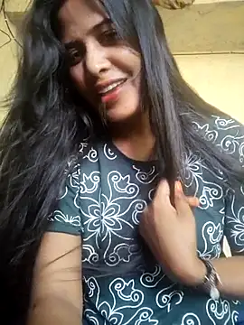 Snapshot of cute_radhikaa chatting on May 10, 2026, 12:10 pm cute radhikaa online show from May 10, 2026, 12:10 pm