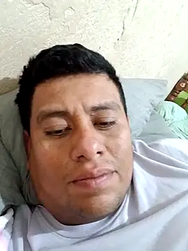 Snapshot of JesVel chatting on February 7, 2026, 11:41 pm JesVel online show from February 7, 2026, 11:41 pm