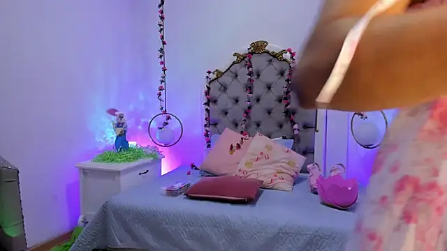 Yourwishisme val online show from March 28, 2026, 7:57 pm