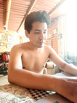 LecheDeSoya666 online show from February 13, 2026, 5:31 pm