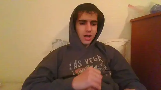 Snapshot of foxyboyy chatting on January 19, 2026, 9:02 am foxyboyy online show from January 19, 2026, 9:02 am