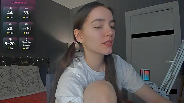 sweete chantal online show from March 25, 2026, 10:49 pm