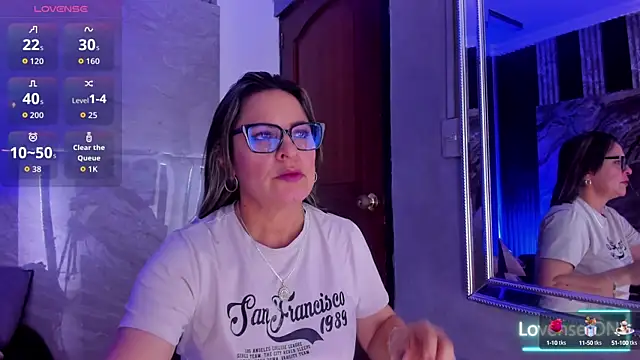 Agatha Pleasure online show from October 8, 2025, 11:30 am