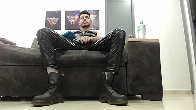 mackdaniels online show from April 20, 2026, 9:38 pm