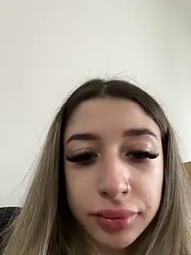 OdetteMason online show from March 24, 2026, 6:07 am