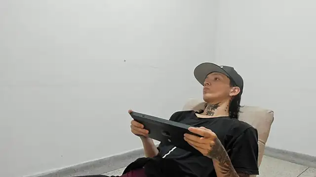 StraightBoy Nick online show from March 27, 2026, 5:24 am