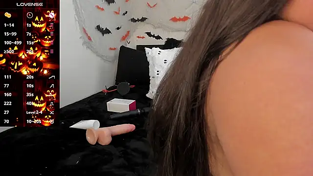 MariamCastiblanco online show from October 9, 2025, 5:38 am