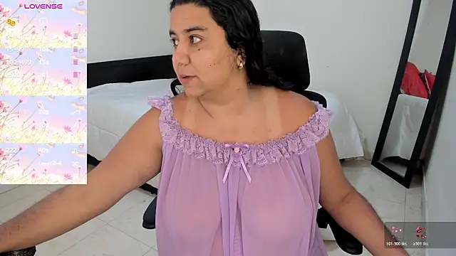 MariamCastiblanco online show from March 18, 2026, 3:15 pm