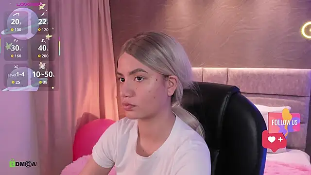 Snapshot of Arinextdoor chatting on February 7, 2026, 3:54 am Arinextdoor online show from February 7, 2026, 3:54 am