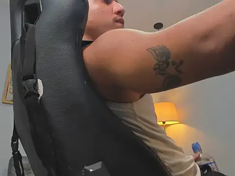 Xfire boy69 online show from February 6, 2026, 12:59 am