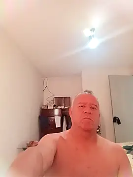 Snapshot of cuntico chatting on October 3, 2025, 10:18 pm cuntico online show from October 3, 2025, 10:18 pm