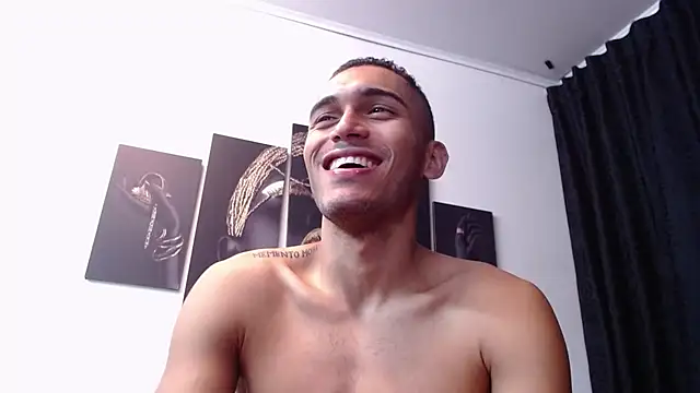 Snapshot of Derek_Storm_ chatting on November 10, 2025, 11:53 am Derek Storm online show from November 10, 2025, 11:53 am