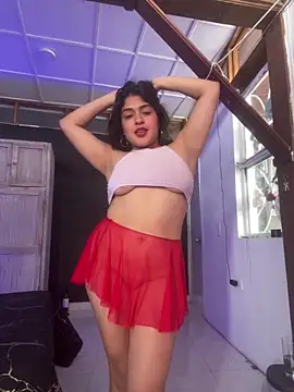 EmilyNoir1 online show from April 16, 2026, 8:20 pm