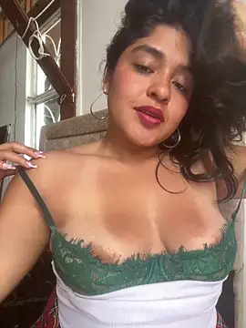 Snapshot of EmilyNoir1 chatting on June 20, 2026, 7:05 pm EmilyNoir1 online show from June 20, 2026, 7:05 pm