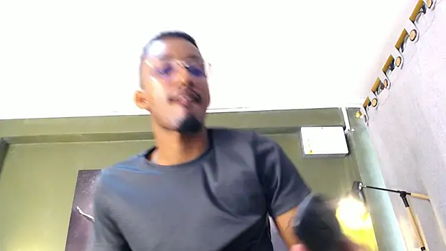 Darwin mayo online show from September 11, 2025, 5:35 pm