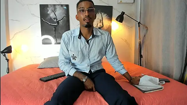 Darwin mayo online show from November 4, 2025, 5:45 pm