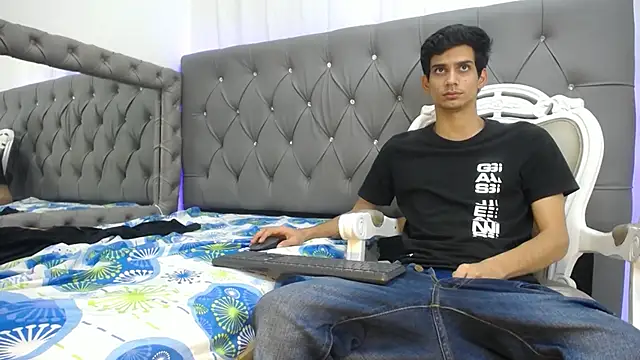 Snapshot of Sebalexis7 chatting on October 9, 2025, 3:15 am Sebalexis7 online show from October 9, 2025, 3:15 am