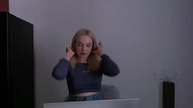 Lia noo regrets online show from May 31, 2026, 1:40 pm
