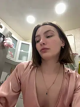 ZariaFlame online show from March 10, 2026, 11:54 pm