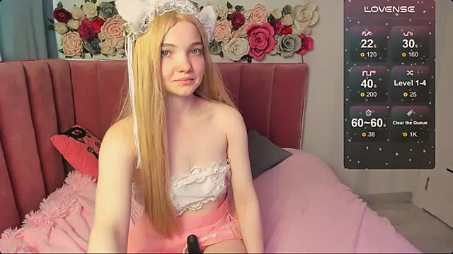 Snapshot of AnimeAlica18 chatting on October 22, 2025, 2:23 am AnimeAlica18 online show from October 22, 2025, 2:23 am