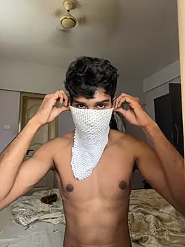 Snapshot of alwayshotandbig chatting on April 14, 2026, 7:14 am alwayshotandbig online show from April 14, 2026, 7:14 am