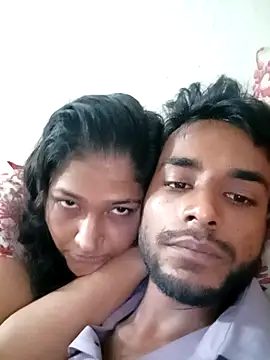 Snapshot of Hotty-couple063 chatting on September 11, 2025, 11:32 am Hotty-couple063 online show from September 11, 2025, 11:32 am