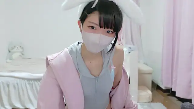 clara 6x9 online show from October 29, 2025, 3:03 pm