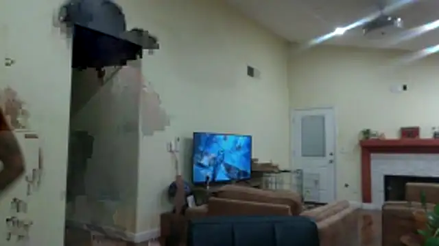 tanjir020 online show from April 23, 2026, 7:20 am