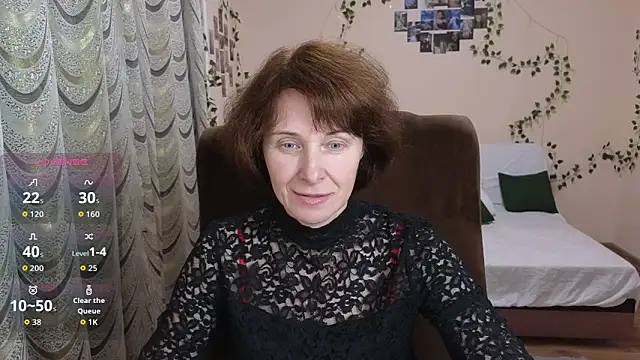 Lia Tito online show from November 25, 2025, 12:49 pm