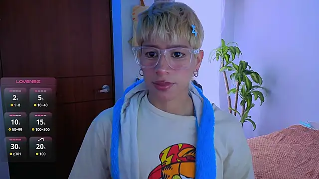 taichi bluy online show from December 15, 2025, 3:49 pm