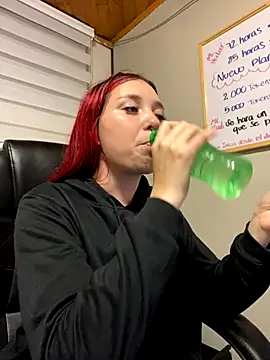 Karen18 boobs online show from October 17, 2025, 1:31 am