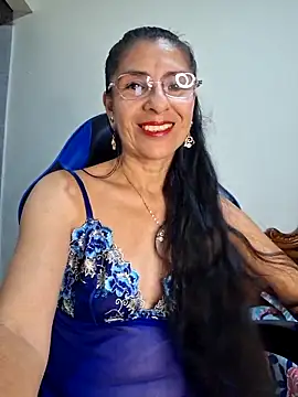 Natasha 50 online show from April 18, 2026, 2:04 am