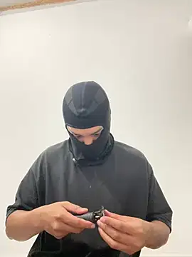 ANGELOGAO online show from April 19, 2026, 2:22 am