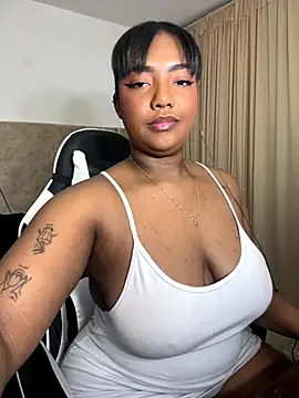 Naomisweett1 online show from September 21, 2025, 11:56 am