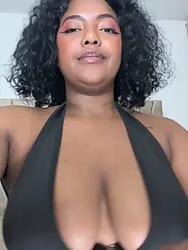 Naomisweett1 online show from October 6, 2025, 11:46 pm