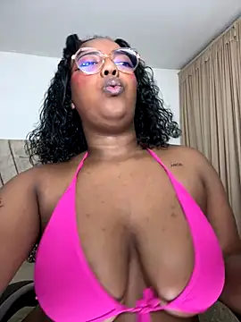 Naomisweett1 online show from October 9, 2025, 2:53 am