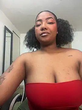 Naomisweett1 online show from October 26, 2025, 10:58 pm