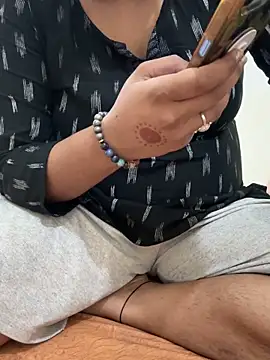 Snapshot of pushpayadav chatting on October 23, 2025, 5:33 pm pushpayadav online show from October 23, 2025, 5:33 pm