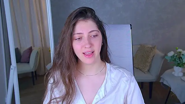Snapshot of Mary_Miiller chatting on April 26, 2026, 6:33 am Mary Miiller online show from April 26, 2026, 6:33 am