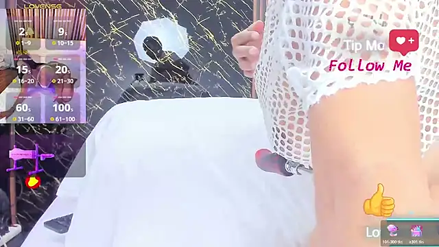 emma liz2 online show from November 13, 2025, 12:15 pm