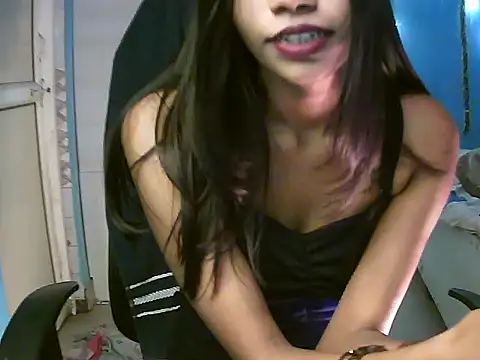 RENUKA RAJPUT online show from January 5, 2026, 10:02 pm