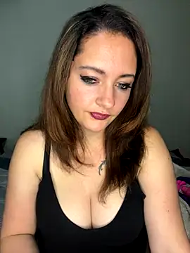 XADICTIVEX online show from September 25, 2025, 8:23 pm