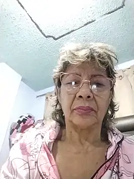 OliviaMorris1 online show from May 24, 2026, 10:53 am