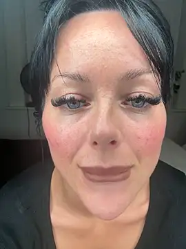 Snapshot of juicylucie chatting on October 15, 2025, 10:10 pm juicylucie online show from October 15, 2025, 10:10 pm