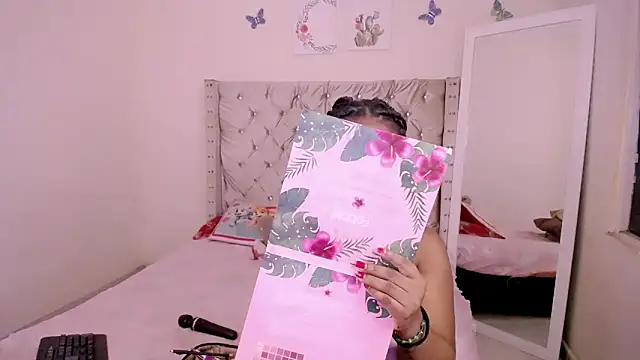 bonniebakerz1 online show from February 5, 2026, 2:27 am